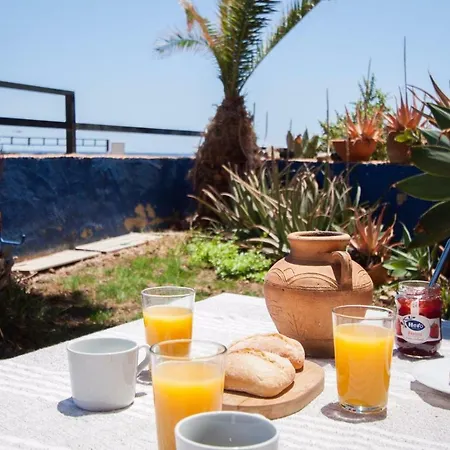 Your Desk On The Beach, Vista Bella Seaview Appartement *