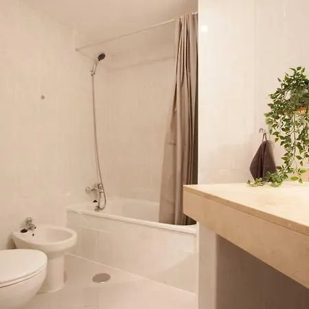 Appartement Your Desk On The Beach, Vista Bella Seaview